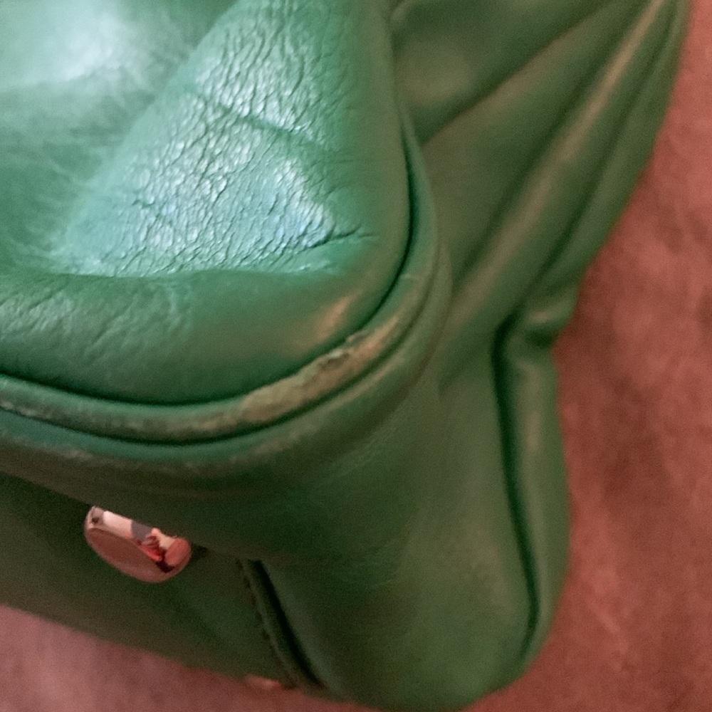 Vintage Marc Jacob’s Kelly green leather satchel. Size ~14x9 - Picture 11 of 13
